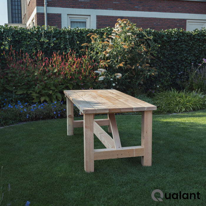 Table de jardin Timbrela | Douglas | Plusieurs tailles