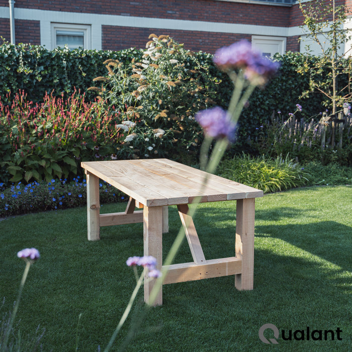 Table de jardin Timbrela | Douglas | Plusieurs tailles