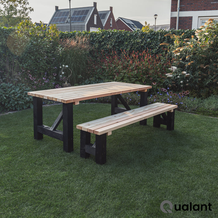 Table de jardin Timber Noir | Douglas | Plusieurs tailles