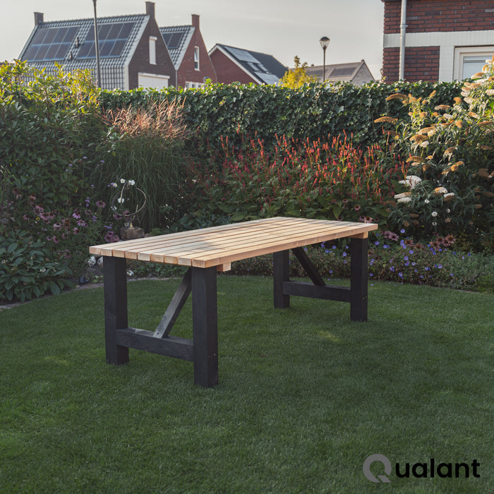 Table de jardin Timber Noir | Douglas | Plusieurs tailles