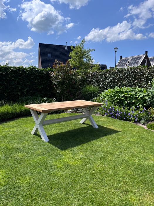 Table de jardin Élégance | Douglas | Plusieurs tailles