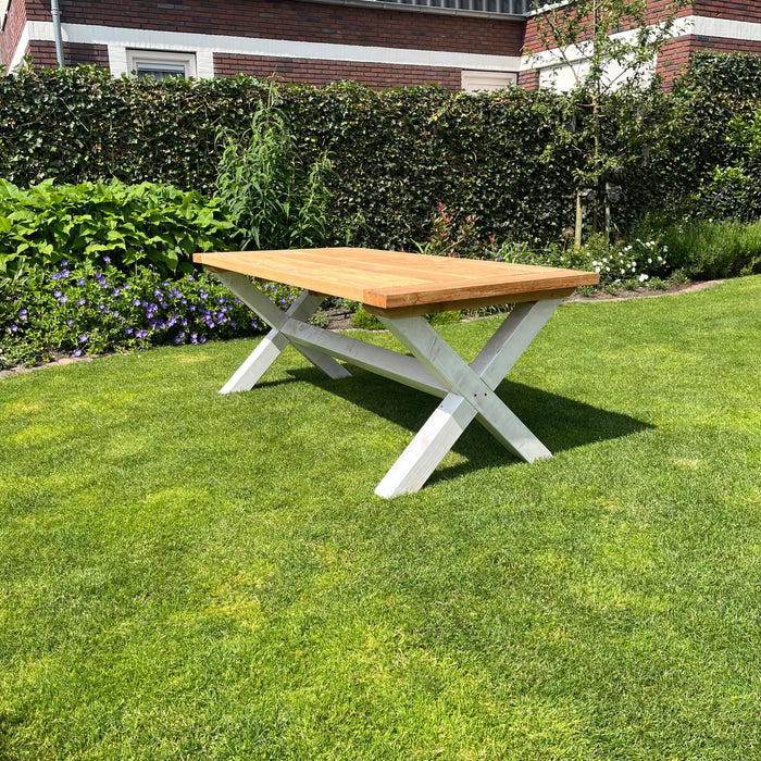 Table de jardin Élégance | Douglas | Plusieurs tailles