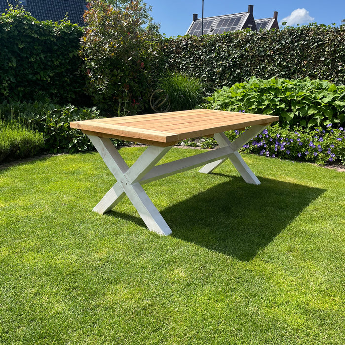 Table de jardin Élégance | Douglas | Plusieurs tailles